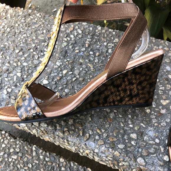 NEW NY Transit Wedges - Picture 4 of 6